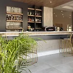 Hotel Story & Side