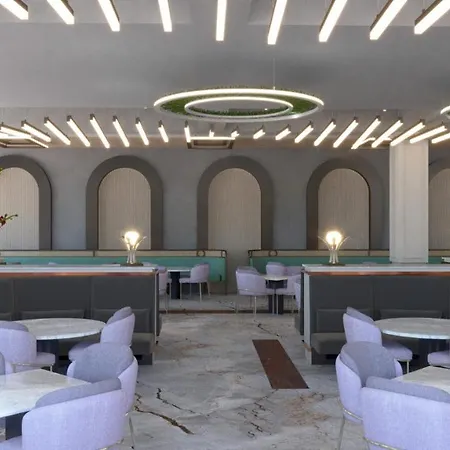 Hotel Story &